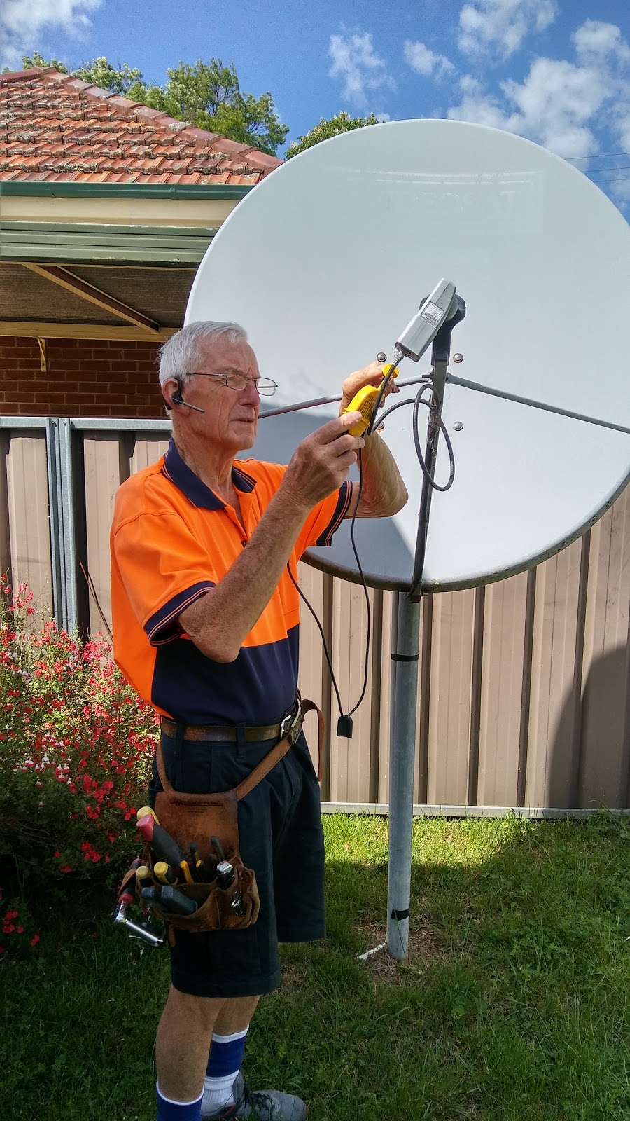 Stibbards TV and Antenna Services - Satellite Systems, Antenna  | home goods store | 158 Clinton St, Orange NSW 2800, Australia | 0407062979 OR +61 407 062 979