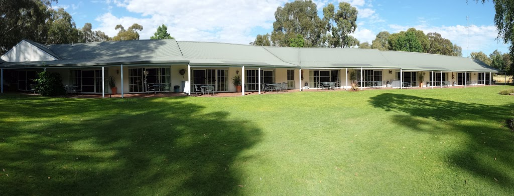 Murray River Golf Tours | lodging | 24-30 Barooga St, Tocumwal NSW 2714, Australia | 0358742300 OR +61 3 5874 2300