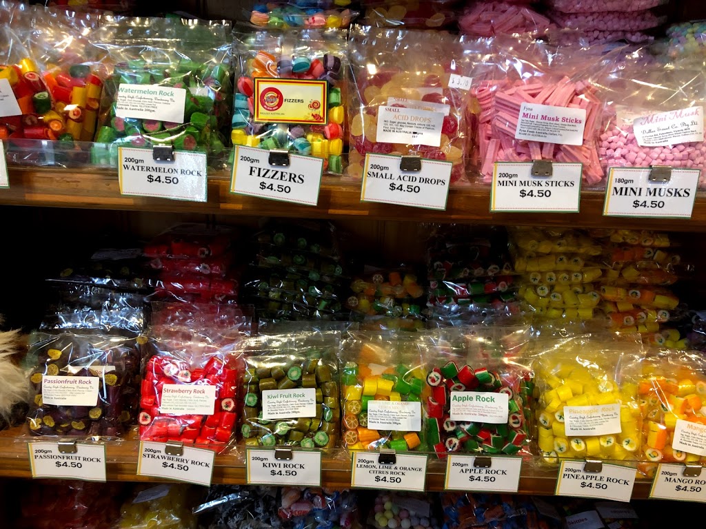 Mountains Of Sweets & Souvenirs | store | Unit 8/47-53 Olinda-Monbulk Rd, Olinda VIC 3788, Australia | 0397511731 OR +61 3 9751 1731