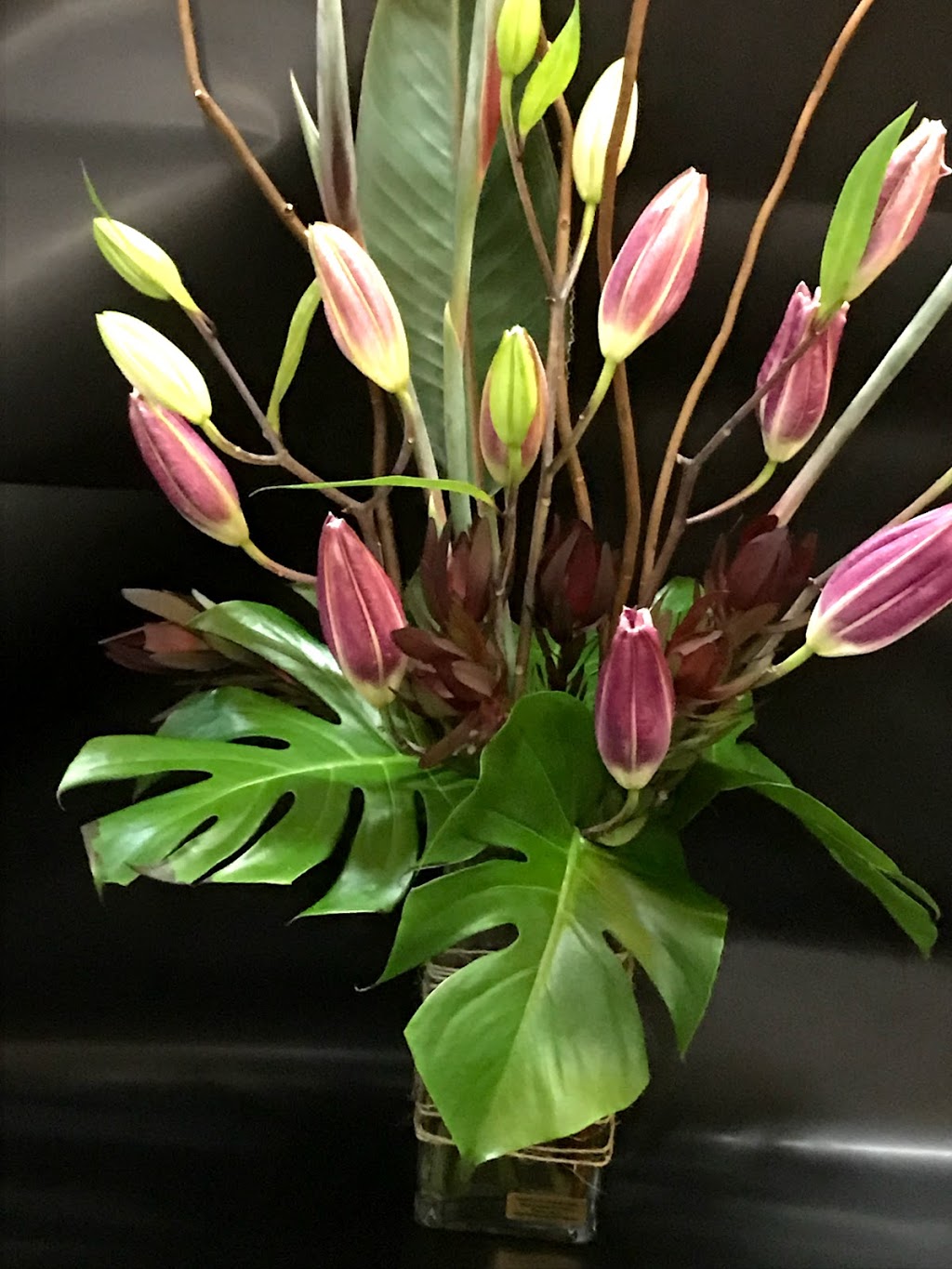 Flower Power Florist & Formal | florist | 149a Hoskins St, Temora NSW 2666, Australia | 0427348920 OR +61 427 348 920