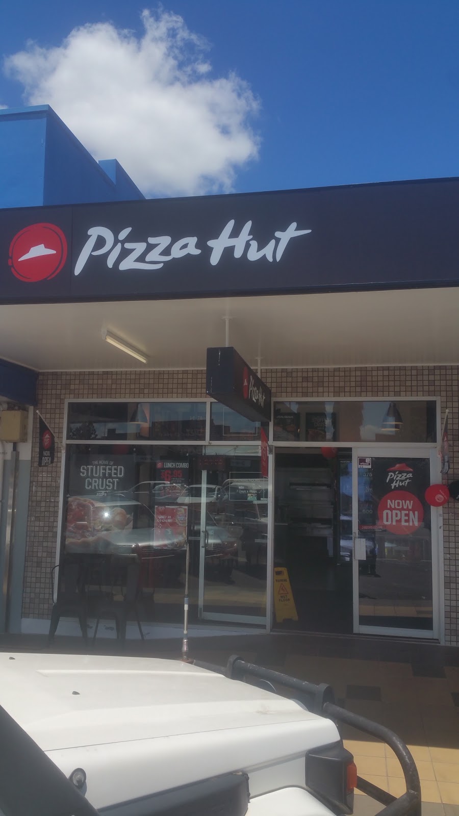 Pizza Hut Mareeba | 95 Byrnes St, Mareeba QLD 4880, Australia | Phone: 1300 749 924