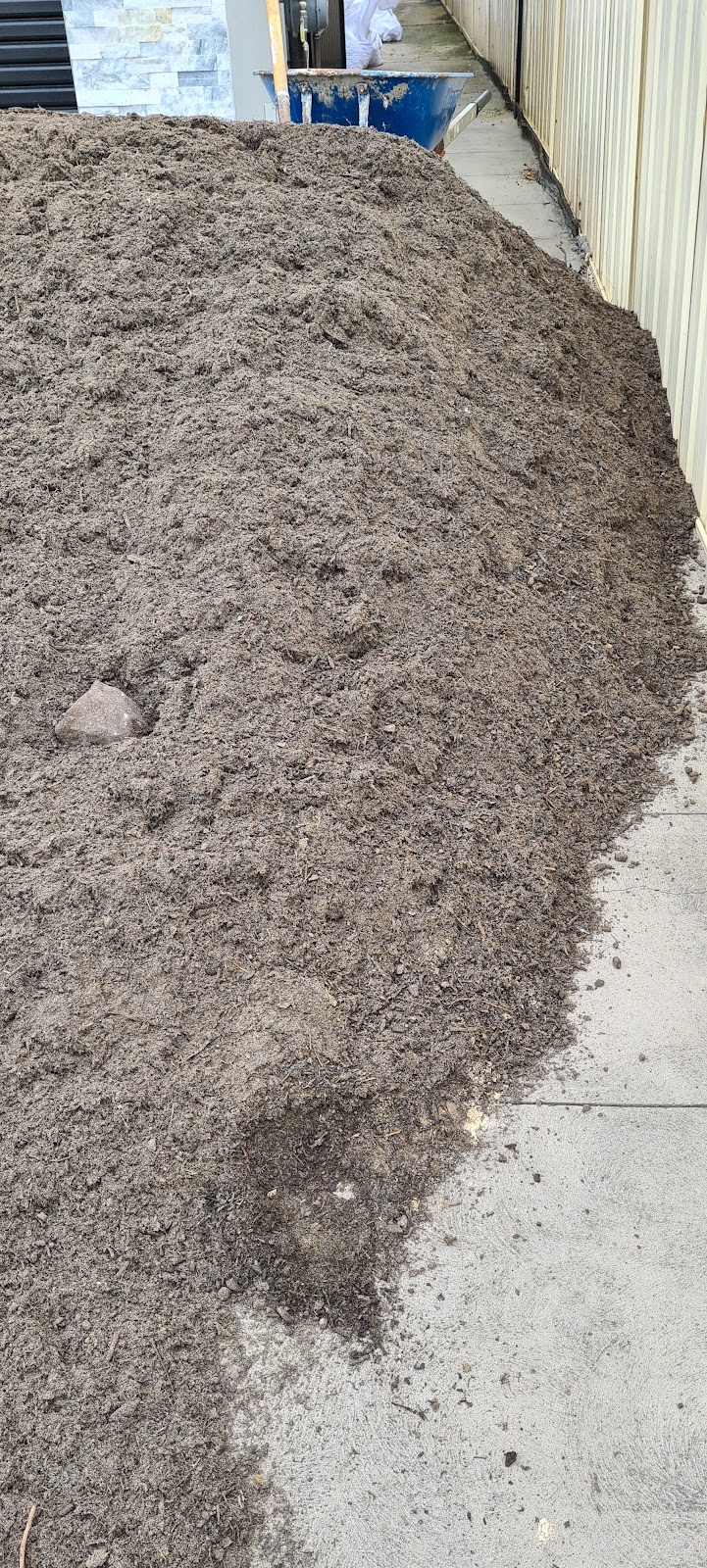 A1 Lawncraft & Cleaning Services | 13 Jeremy Way, Cecil Hills NSW 2171, Australia | Phone: 0439 264 601