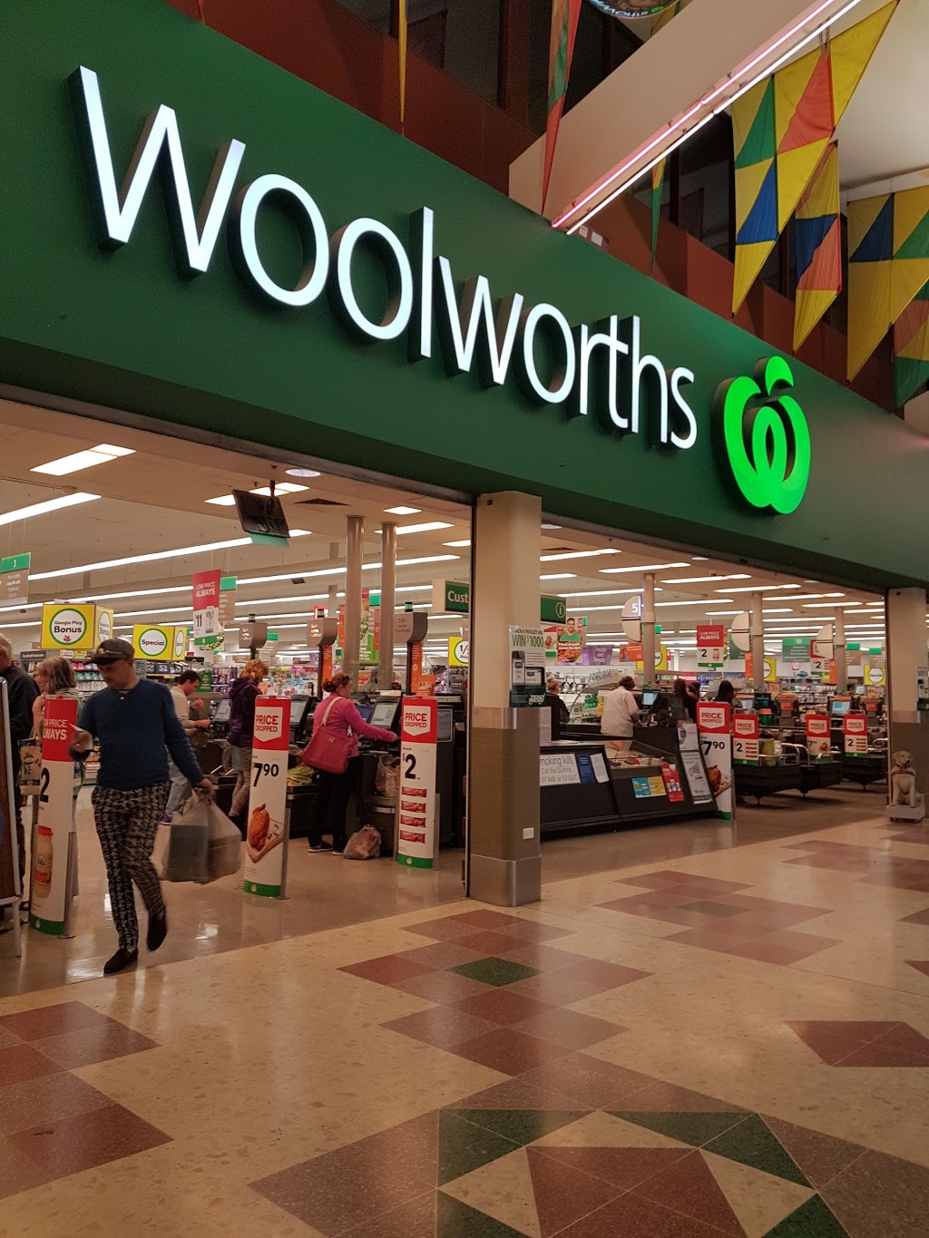 Woolworths Goulburn | supermarket | Sloane St, Goulburn NSW 2580, Australia | 0248245000 OR +61 2 4824 5000