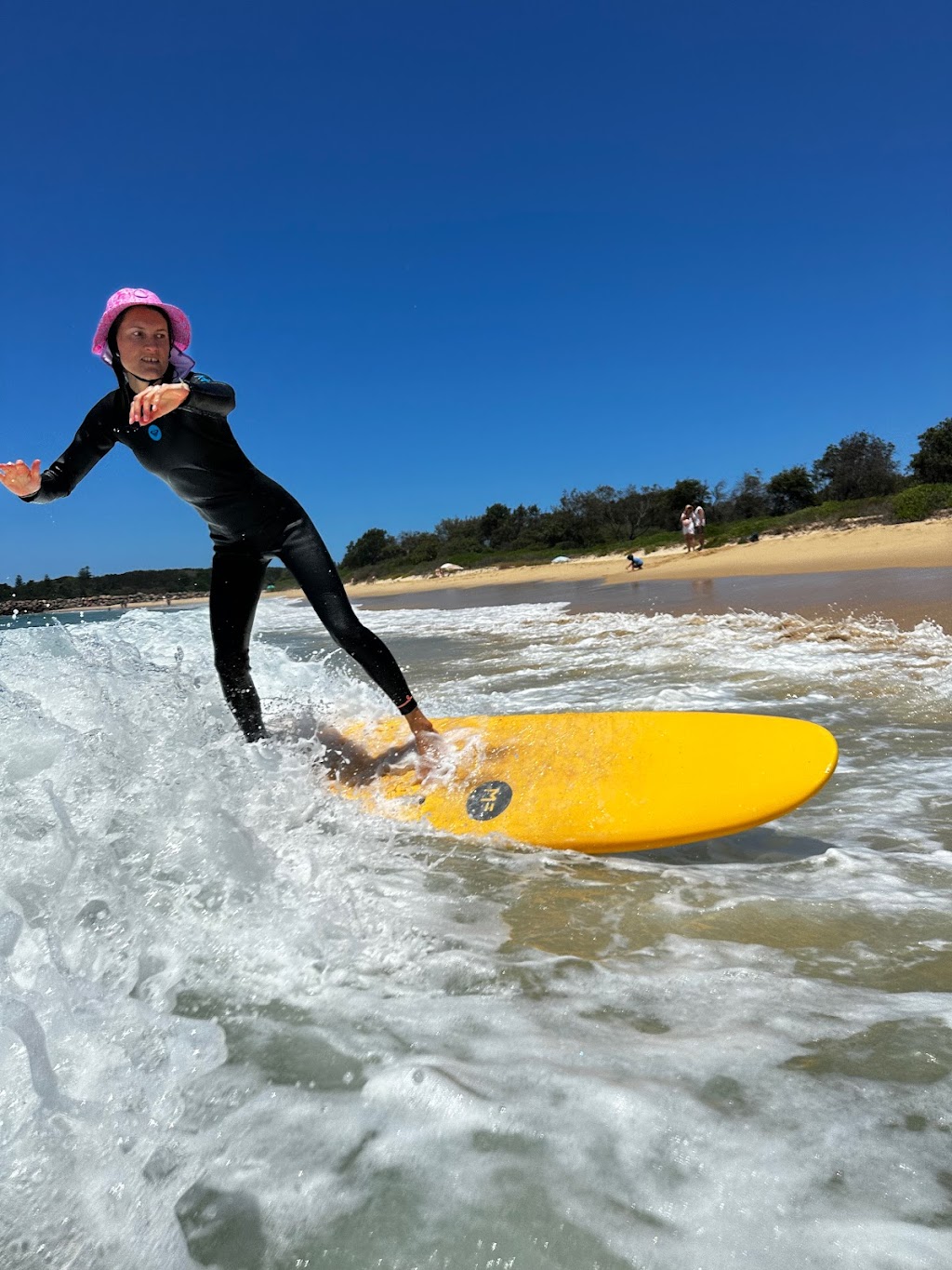 Newcastle Surf School | Nobbys Rd, Newcastle East NSW 2300, Australia | Phone: 0405 500 469