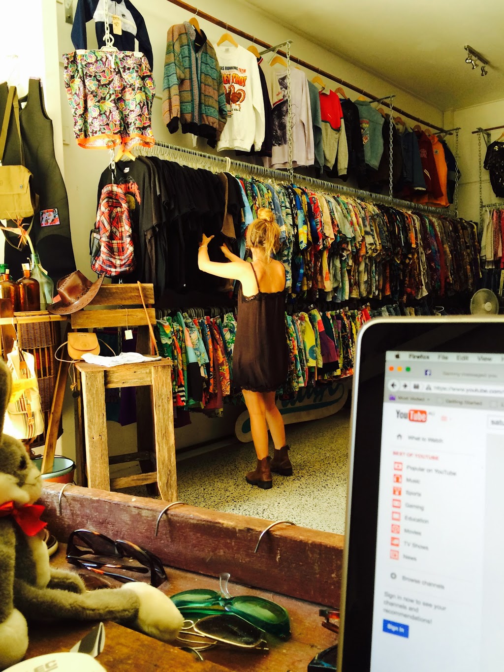Mr Vintage | 3/6 Centennial Cct, Byron Bay NSW 2481, Australia | Phone: (02) 6680 8640