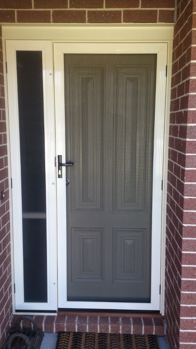 Ballarat Doors N Gates | locksmith | 21 Harold St, Wendouree VIC 3355, Australia | 0353396868 OR +61 3 5339 6868