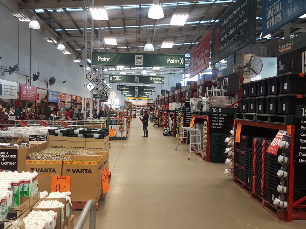 Bunnings Villawood | hardware store | Cnr Woodville Rd &, Tangerine St, Villawood NSW 2163, Australia | 0299143000 OR +61 2 9914 3000