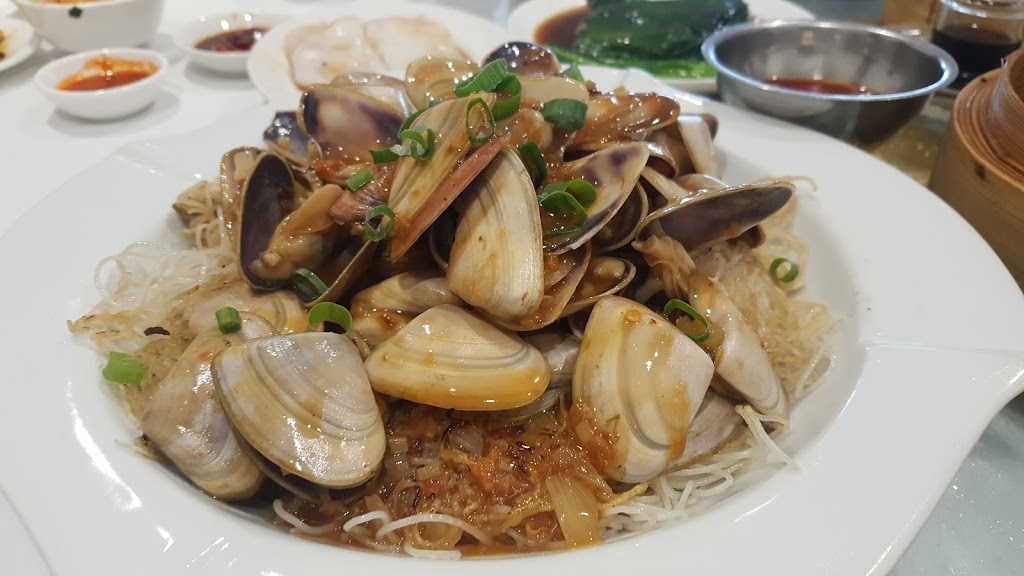 Diamond Star Seafood and Yum Cha Chinese Restaurant | 9/441 Hoxton Park Rd, Hinchinbrook NSW 2168, Australia | Phone: (02) 9608 4783