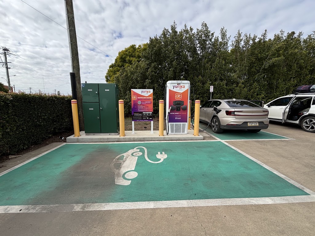Chargefox Charging Station | 36-42 Bowen St, Goondiwindi QLD 4390, Australia | Phone: 1300 518 038