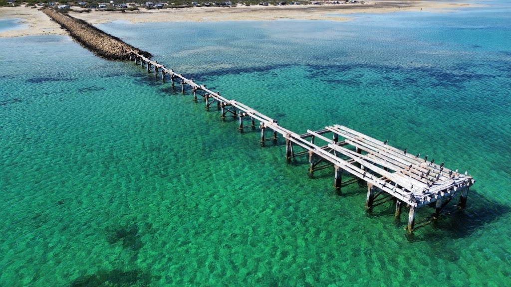 Gladstone Bay Campground | N W Coastal Hwy Turn off opposite Yaringa Station, Wooramel WA 6530, Australia | Phone: (08) 9942 5952