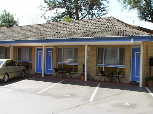 Blue Violet Motor Inn | 31 Margaret St, Toowoomba East QLD 4350, Australia | Phone: (07) 4638 1488