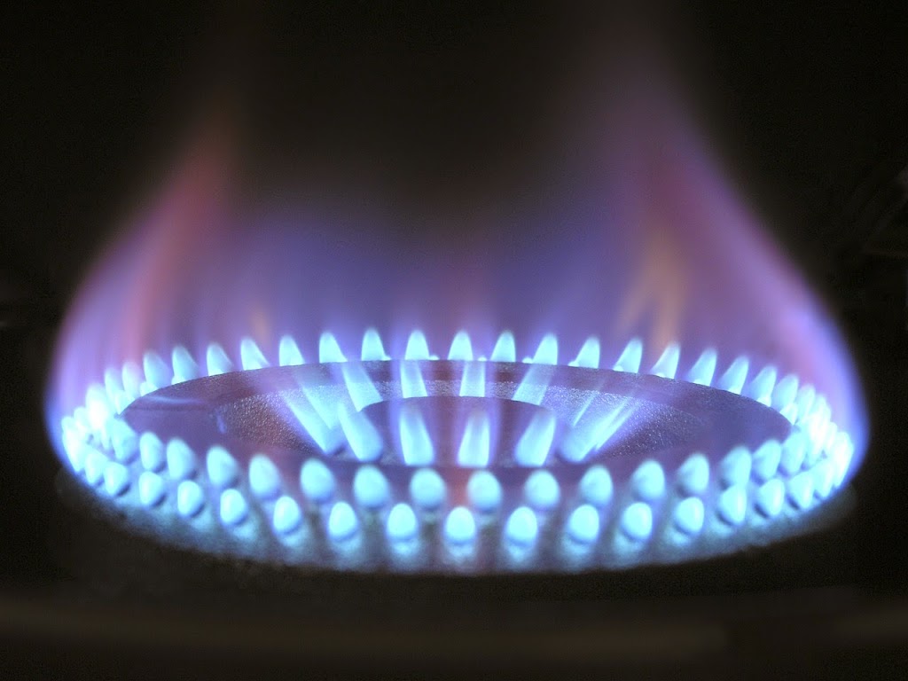 Russell Electric & Gas / Cater Tech Mackay | 320 Pleystowe School Rd, Mackay QLD 4740, Australia | Phone: 0427 427 901