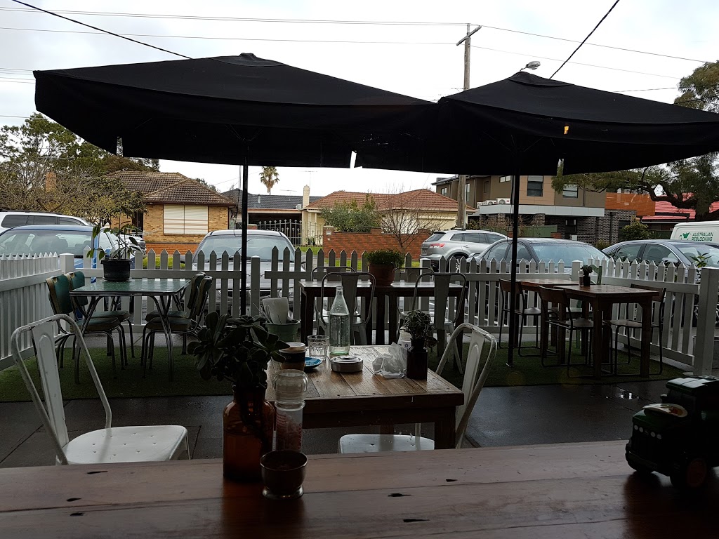 Middle St Food & Coffee | 142 Middle St, Hadfield VIC 3046, Australia | Phone: 0451 656 790