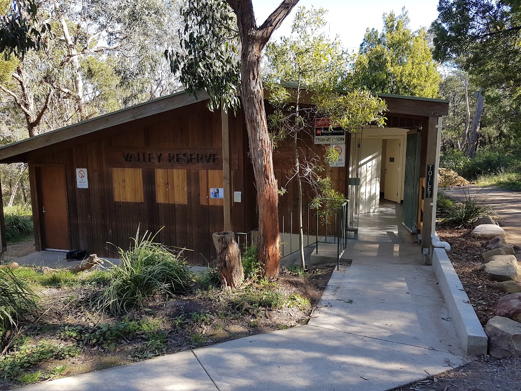 Valley Reserve Public Toilet | Toilet Block, 80 Waimarie Dr, Mount Waverley VIC 3149, Australia | Phone: (03) 9518 3555