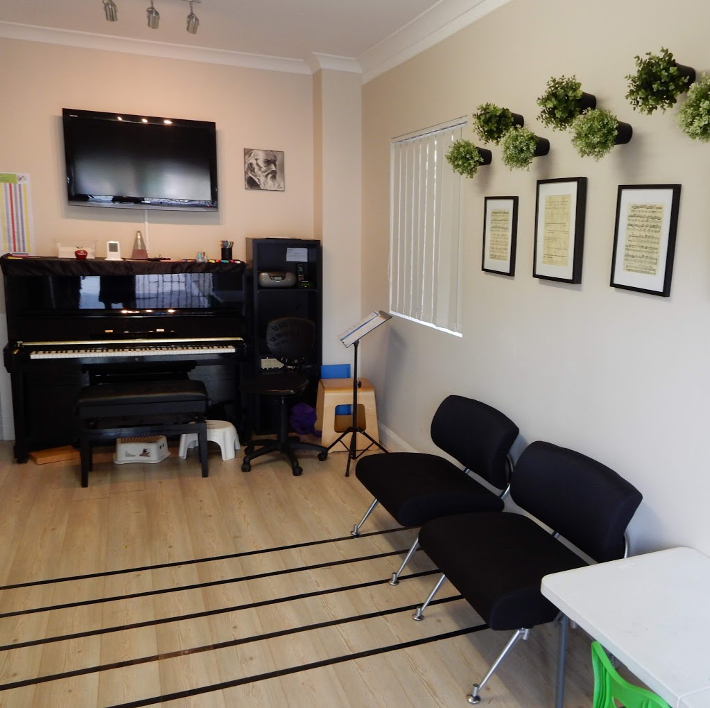 YM Piano Studio | 11A William St, Condell Park NSW 2200, Australia | Phone: 0425 848 429