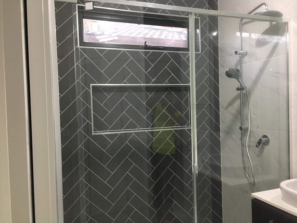 Lux Star Tiling Pty Lyd | 10 Lakefield Way, Cairnlea VIC 3023, Australia | Phone: 0470 504 082