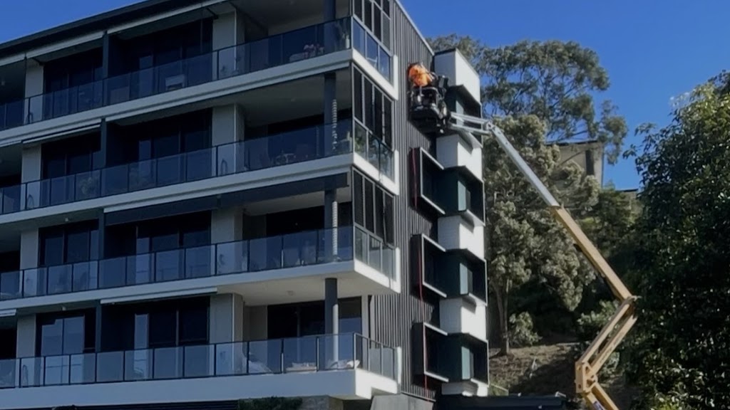 CEC Plus Building Washing | Unit 2 number/1 Oxford St, Bulimba QLD 4171, Australia | Phone: 0416 364 603