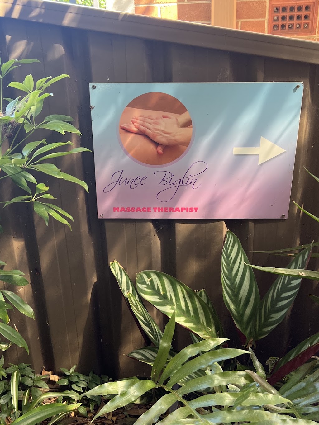 Junee Biglin Remedial Massage | 6 Ocean View Parade, Charlestown NSW 2290, Australia | Phone: 0423 479 272