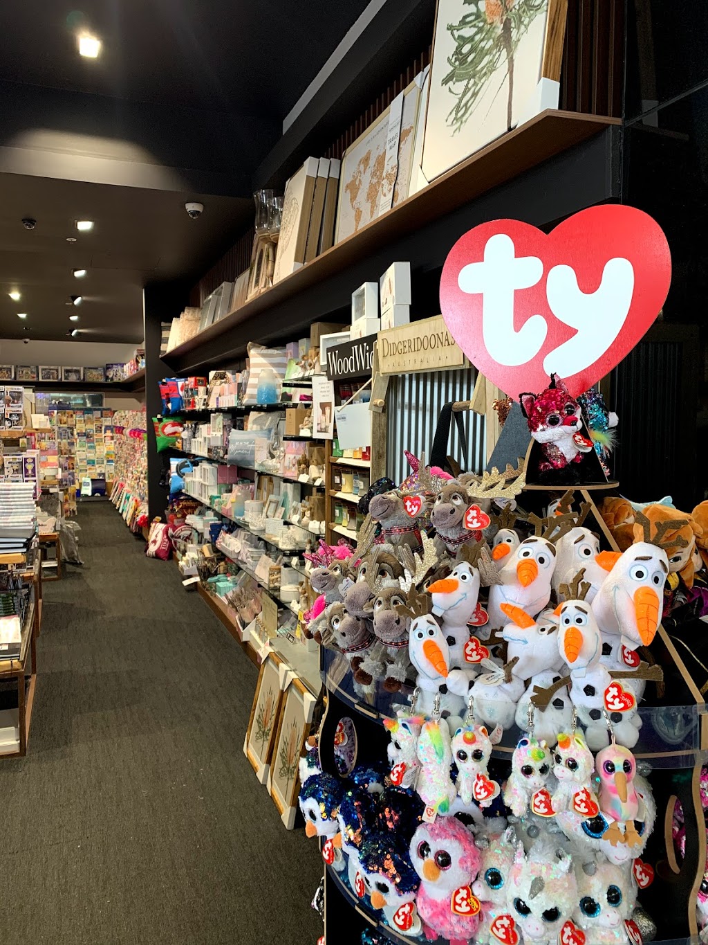 newsXpress Forster | book store | Shop 120/3-17 Breese Parade, Forster NSW 2428, Australia | 0265549633 OR +61 2 6554 9633