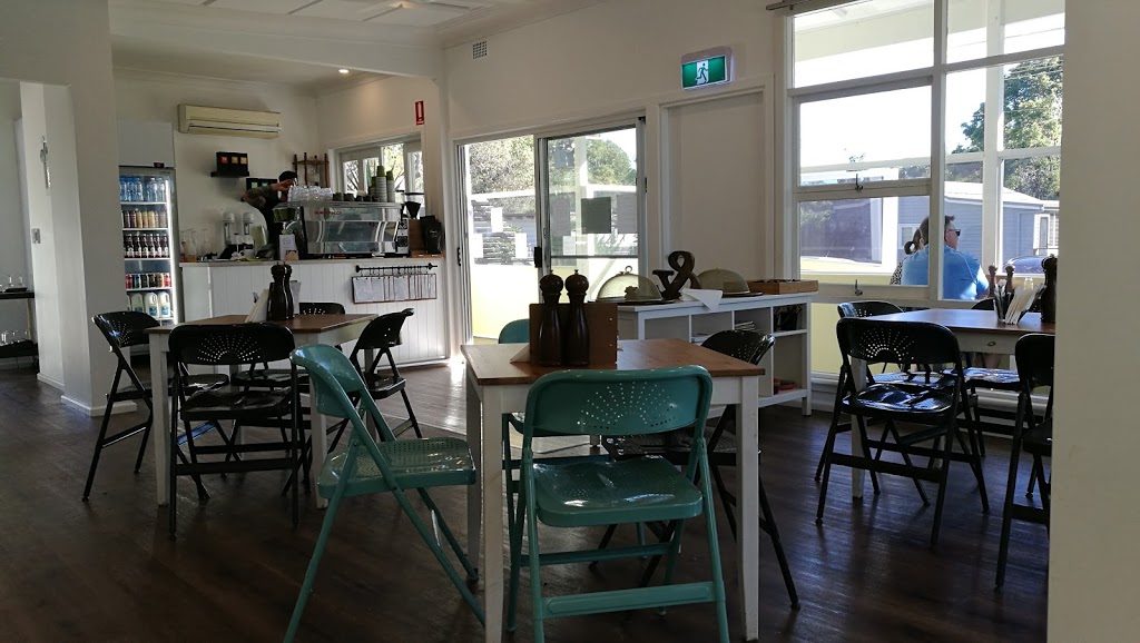 Tilly & Mo. | cafe | 52 Lake Conjola Entrance Rd, Lake Conjola NSW 2539, Australia | 0244561187 OR +61 2 4456 1187