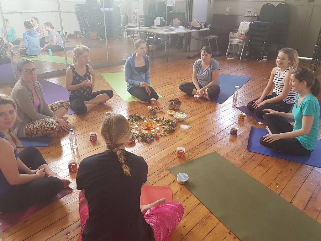 Waverton Yoga with Kate Alexandra | gym | 6 Tunks St, Waverton NSW 2060, Australia | 0407070174 OR +61 407 070 174