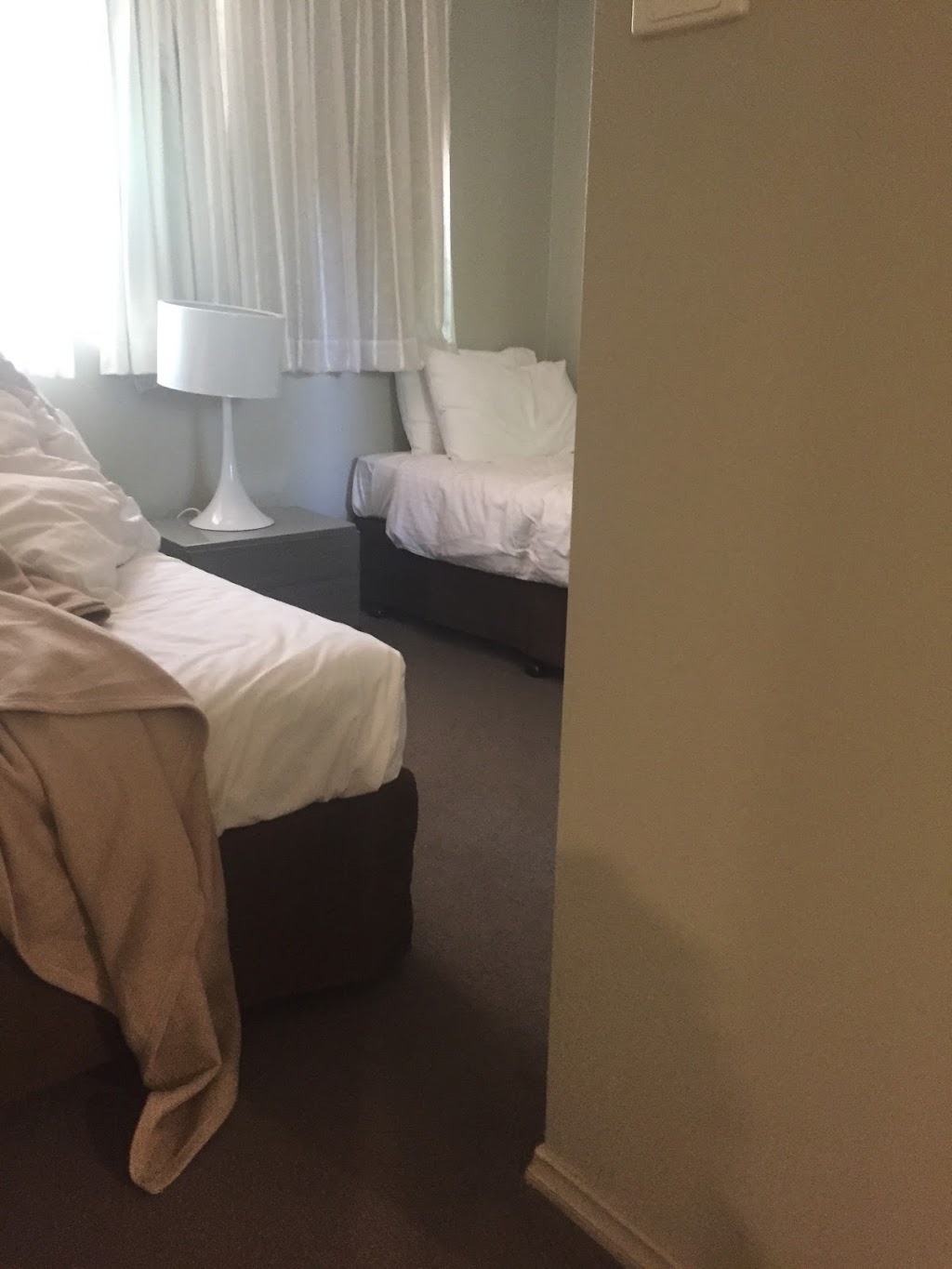 Room 21 | Eyre St before Leichhardt St, Griffith ACT 2603, Australia