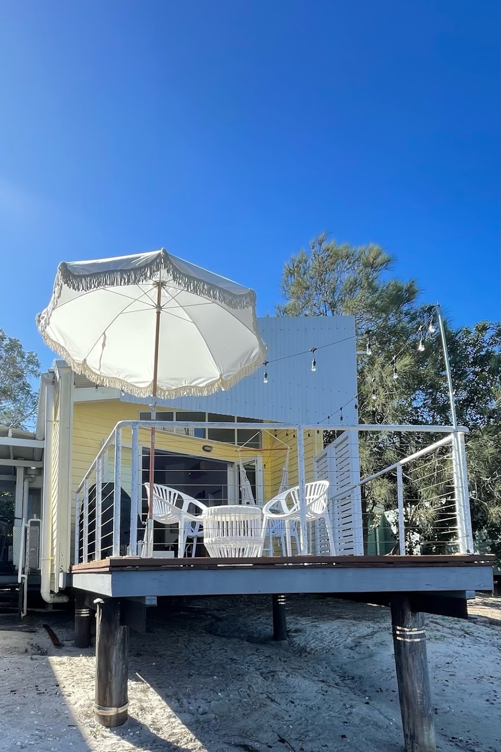 The Yellow House - Couran Cove | lodging | 46 Lagoon Circuit, South Stradbroke QLD 4216, Australia | 0434435213 OR +61 434 435 213