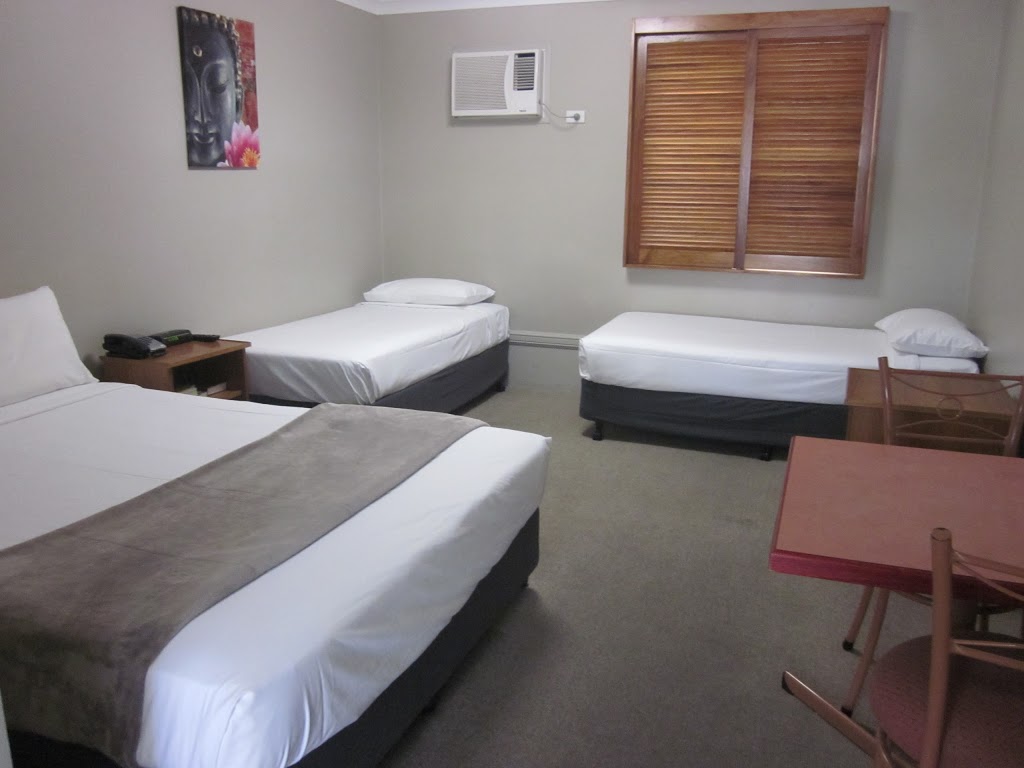 Cosmopolitan Motel & Serviced Apartments | lodging | 11 Albert St, Rockhampton City QLD 4700, Australia | 0749224933 OR +61 7 4922 4933