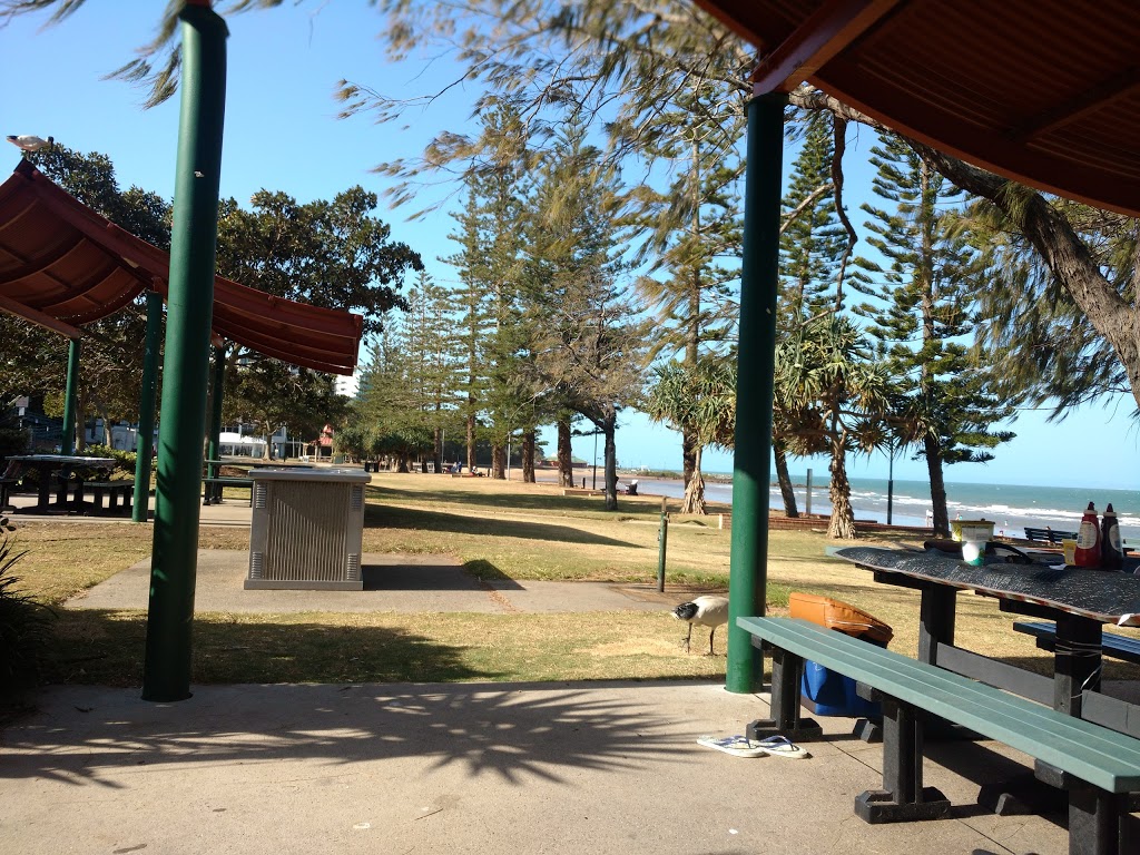 Suttons Beach Park | park | Marine Parade, Redcliffe QLD 4020, Australia | 0732050555 OR +61 7 3205 0555