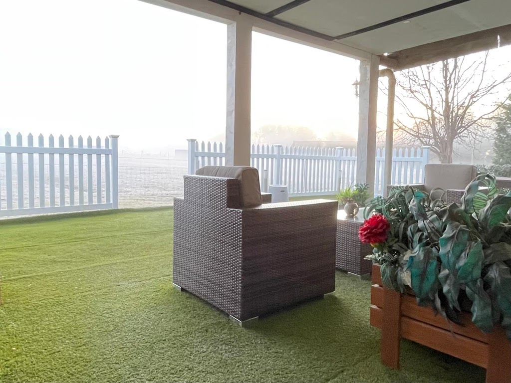 Cromartys Cottage | 25555 New England Hwy, Applethorpe QLD 4378, Australia | Phone: 0410 475 773