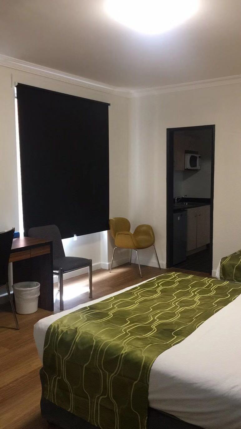 UNO Hotel Sydney | 2 Roslyn St, Potts Point NSW 2011, Australia | Phone: (02) 8313 9465
