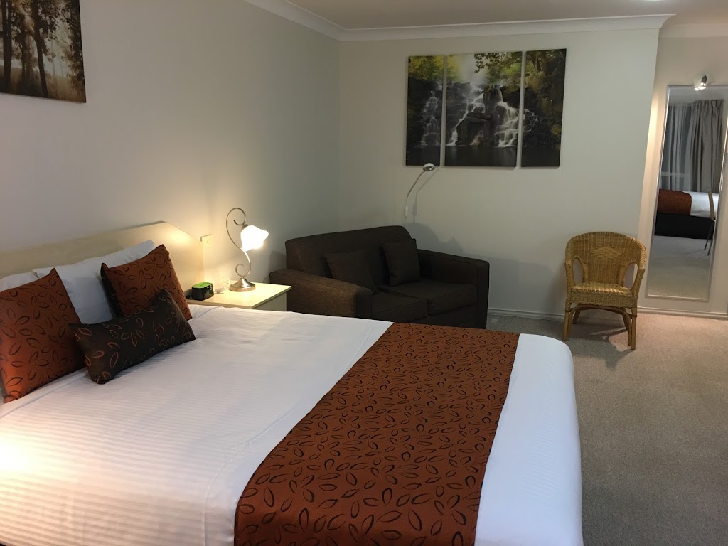 Tuckerbox Motor Inn | 87-97 Mount St, Gundagai NSW 2722, Australia | Phone: (02) 6944 0300