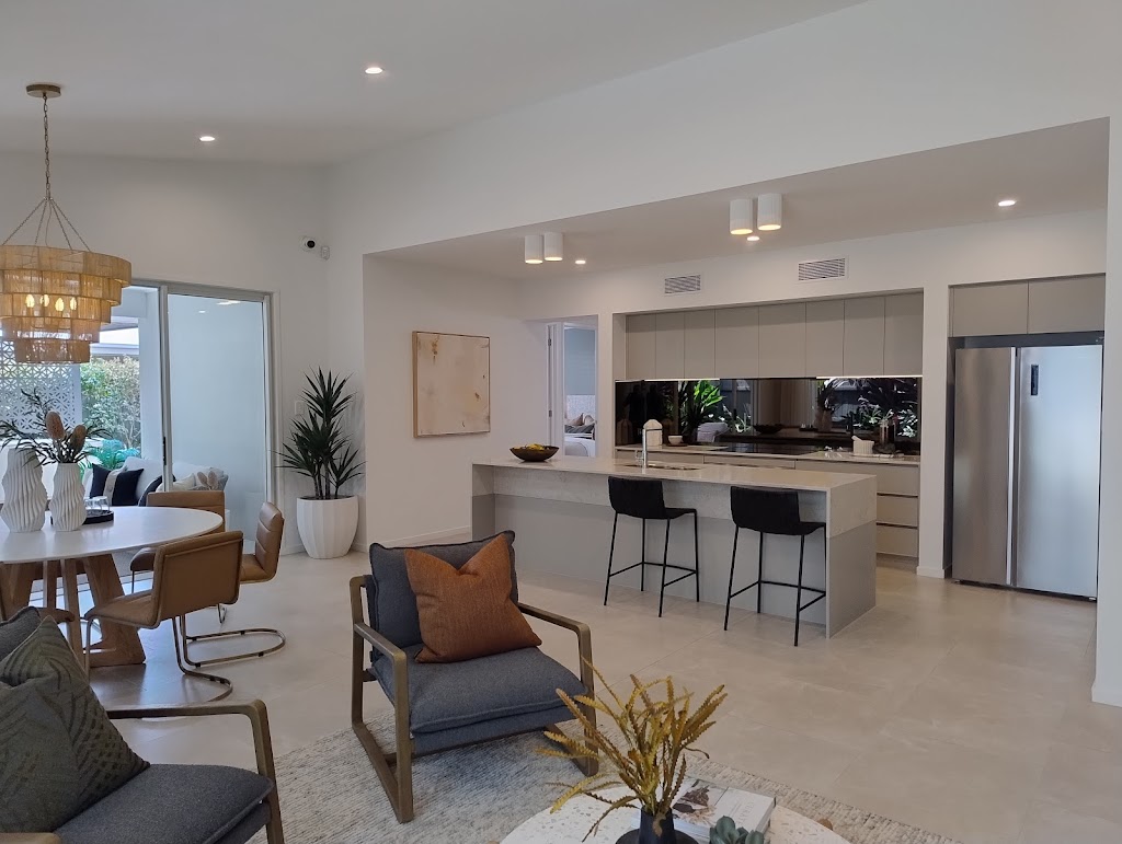 Clarendon Homes Shoreline Display Centre | 25/27 Jingeri St, Redland Bay QLD 4165, Australia | Phone: (07) 3387 1418