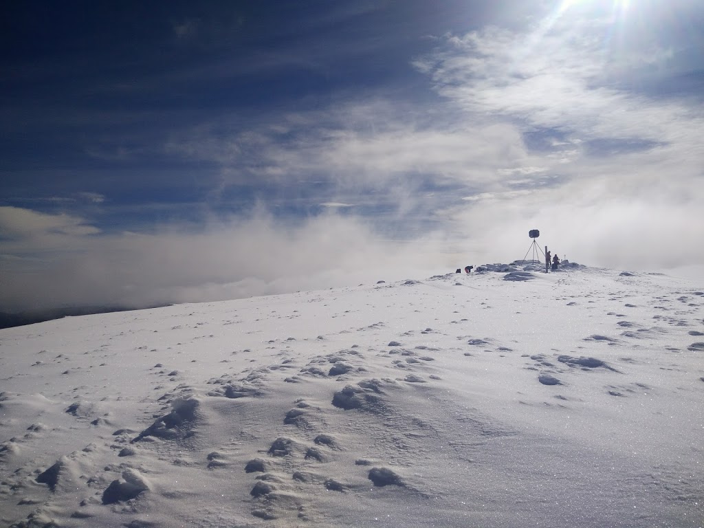 Bluff Spur Memorial Hut | lodging | Bluff Spur Trail, Mount Buller VIC 3723, Australia