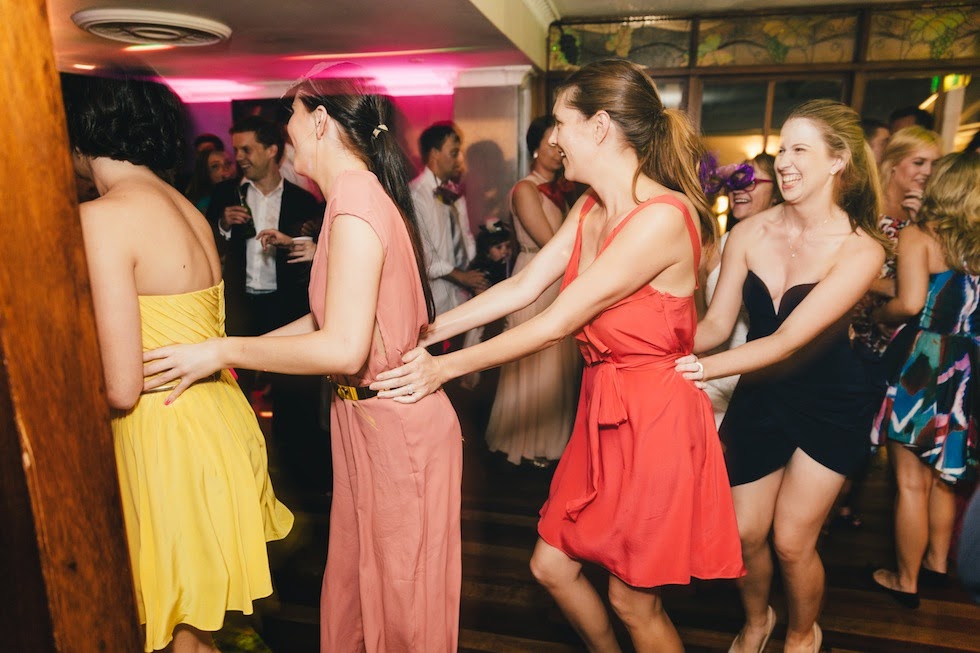 Cut a Rug |  | 4 Tamarin Dr, Mapleton QLD 4560, Australia | 0413380344 OR +61 413 380 344