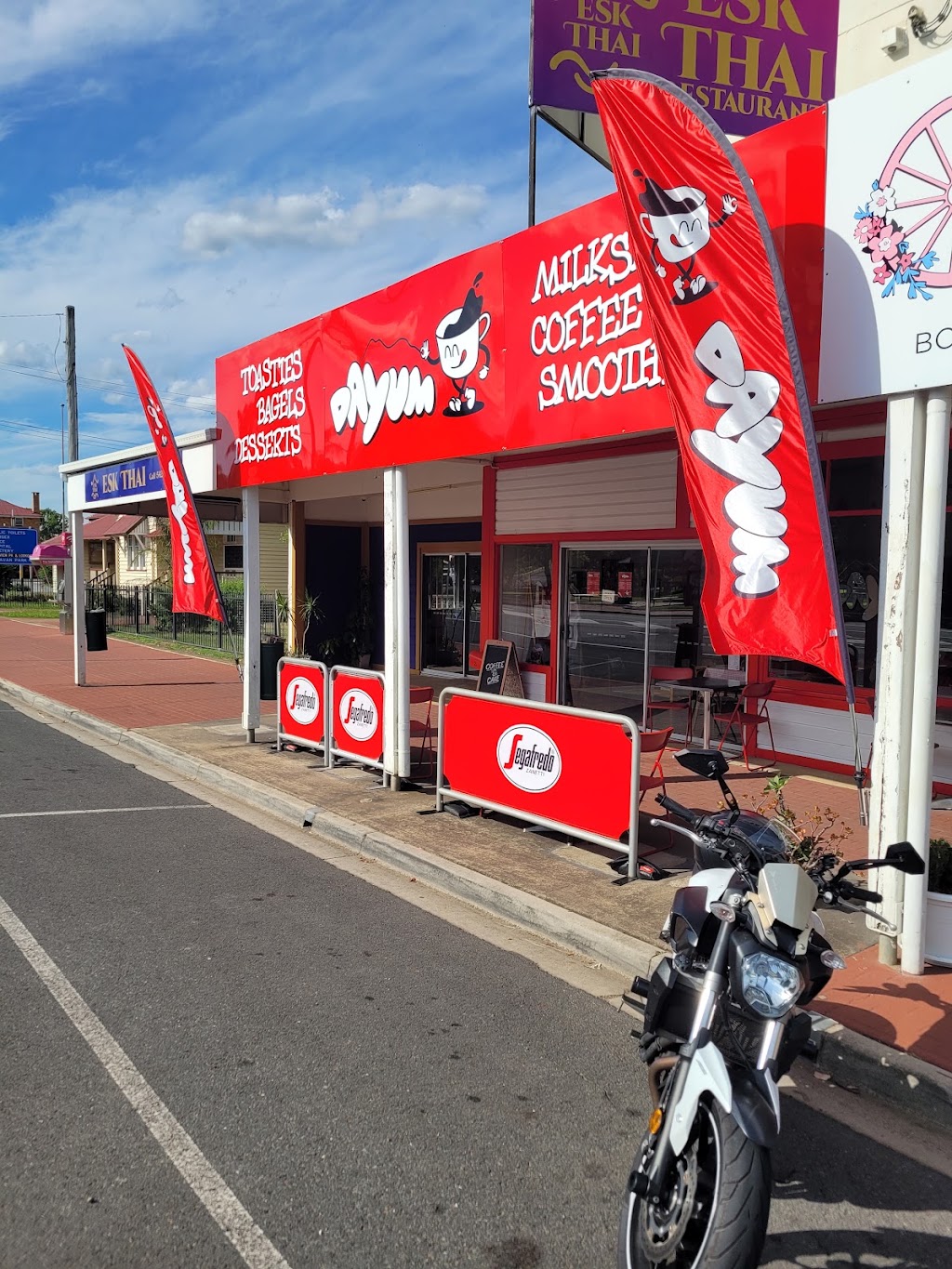 DAYUM CAFE | Shop 2/95 Ipswich St, Esk QLD 4312, Australia | Phone: (07) 5424 1751