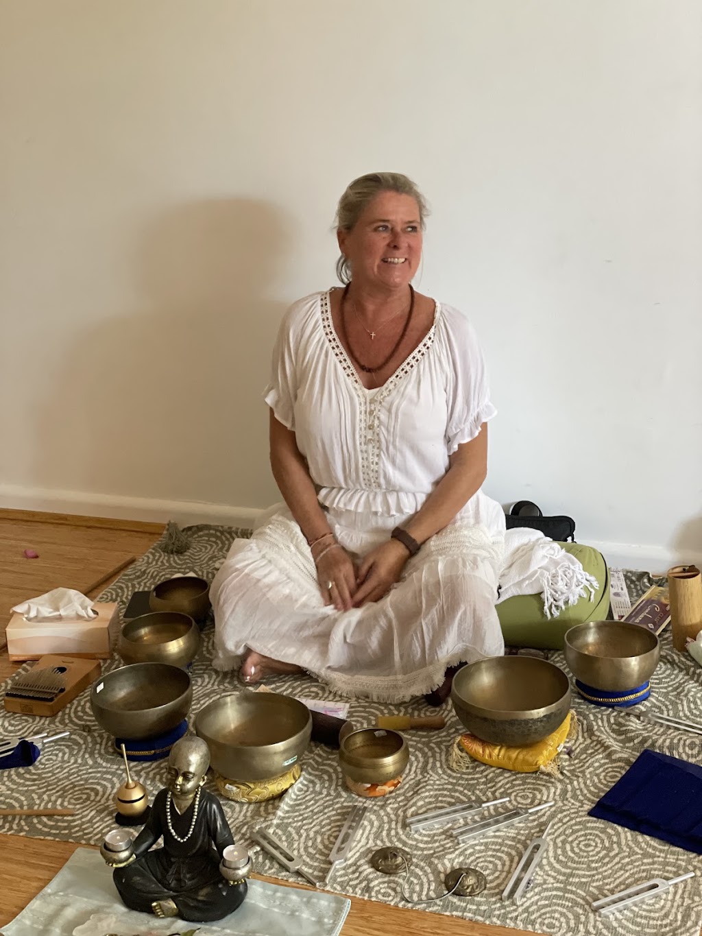 Ann Steyn Sound Healing | Albion St, Waverley NSW 2031, Australia | Phone: 0408 648 096