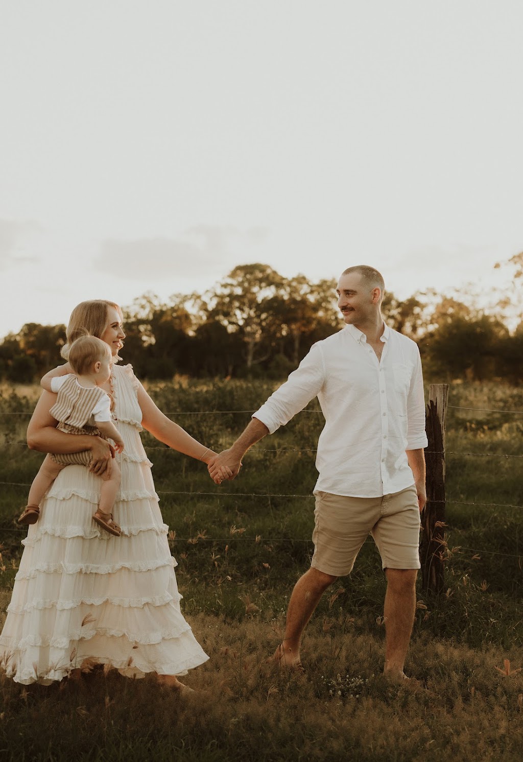 Maple and Eve Photography | 88 Bunya Rd, Rockyview QLD 4701, Australia | Phone: 0458 162 644