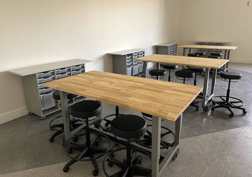 JT Benchtops | Smiths Rd end of, alongside Smith and Gray Furniture Makers, Smiths Rd, Wights Mountain QLD 4520, Australia | Phone: (07) 3289 2079