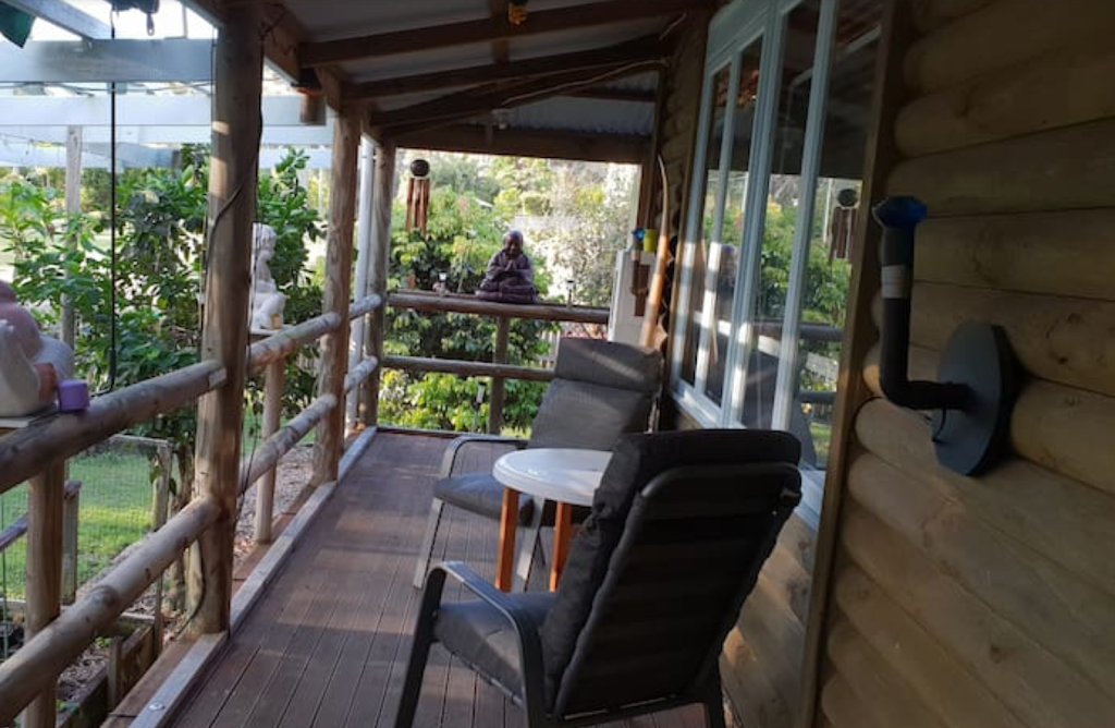 Curlew Cottage | lodging | 62 Fenton Rd, Russell Island QLD 4184, Australia