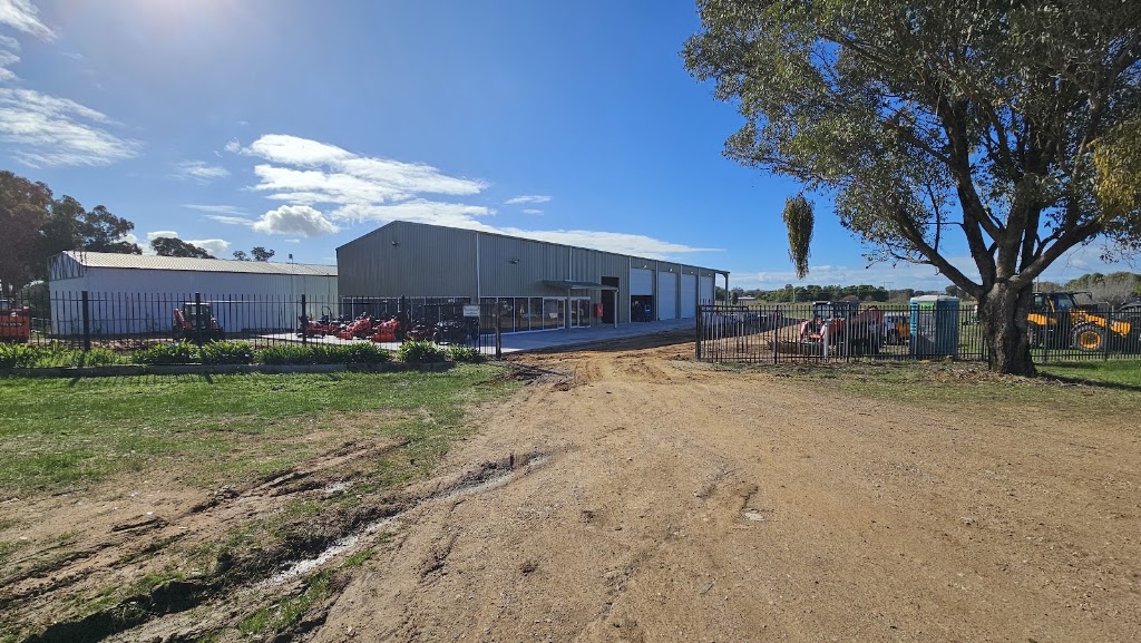 Total Ag Solutions - Cowra | 112 Young Rd, Cowra NSW 2794, Australia | Phone: (02) 5325 1759