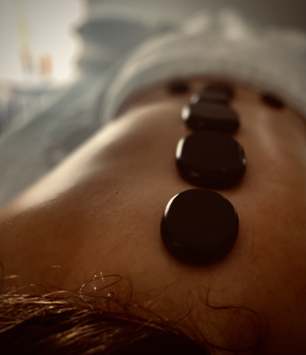 FLEUR MASSAGE THERAPY | FAIRWAY GARDENS WELLNESS CENTRE, 14 Upper Warrell Creek Rd, Macksville NSW 2447, Australia | Phone: 0497 838 862