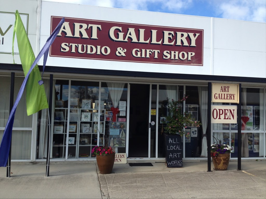 Artists Collective Studio Gallery | art gallery | 1/199 Rouse St, Tenterfield NSW 2372, Australia | 0410025519 OR +61 410 025 519