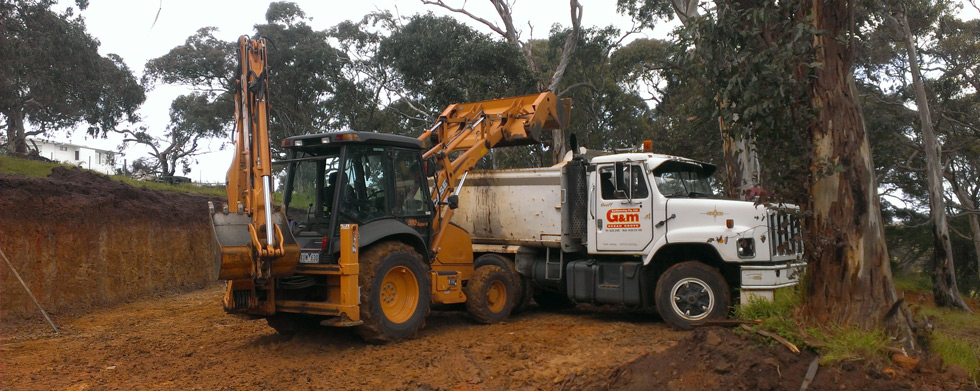 G and M Earthmoving & Backhoe Hire | general contractor | 24 Aquarius Ave, Lake Cathie NSW 2445, Australia | 0438552408 OR +61 438 552 408