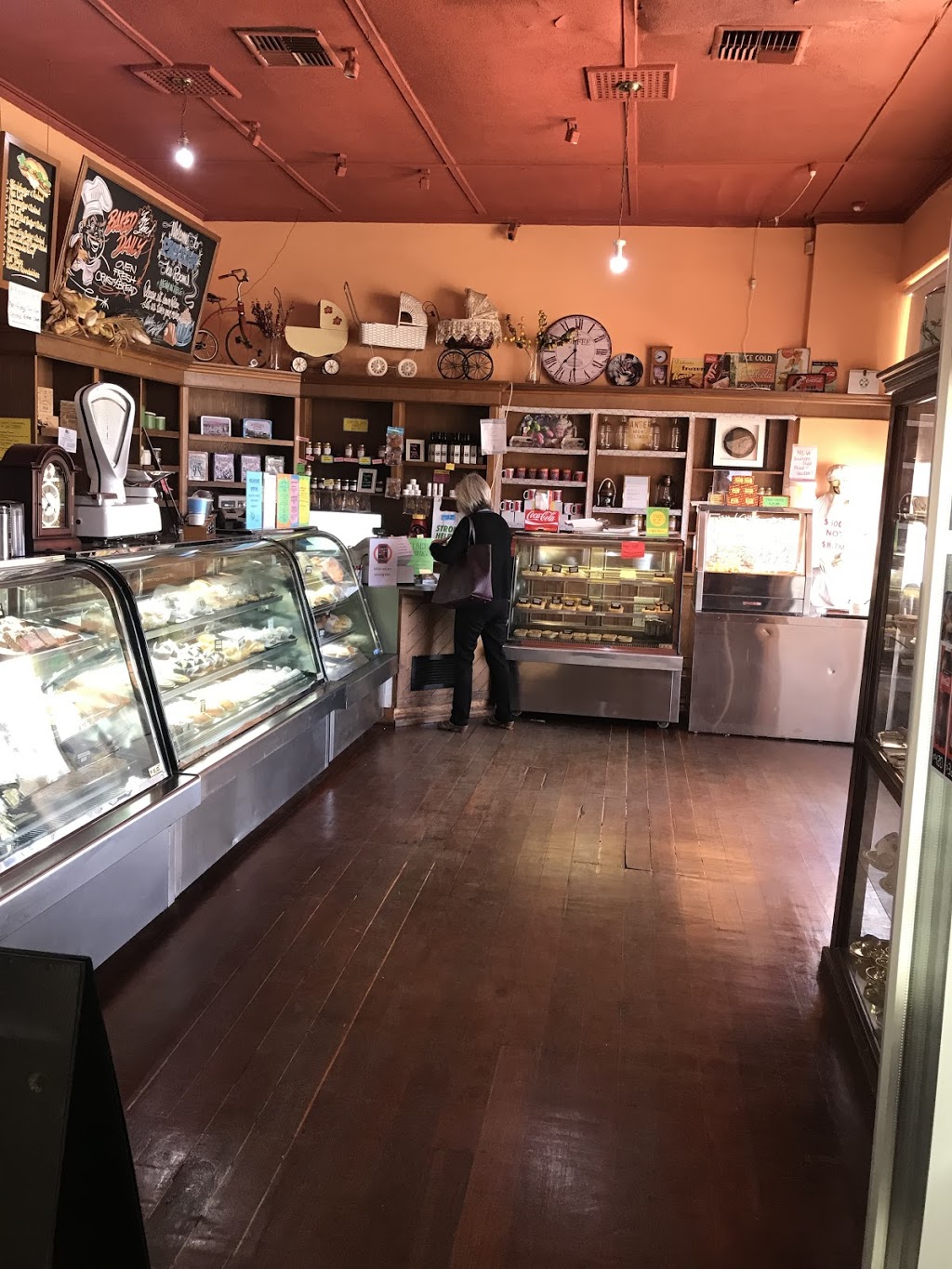 Pioneer Bakery | 50 Padbury St, Moora WA 6510, Australia | Phone: (08) 9651 1277