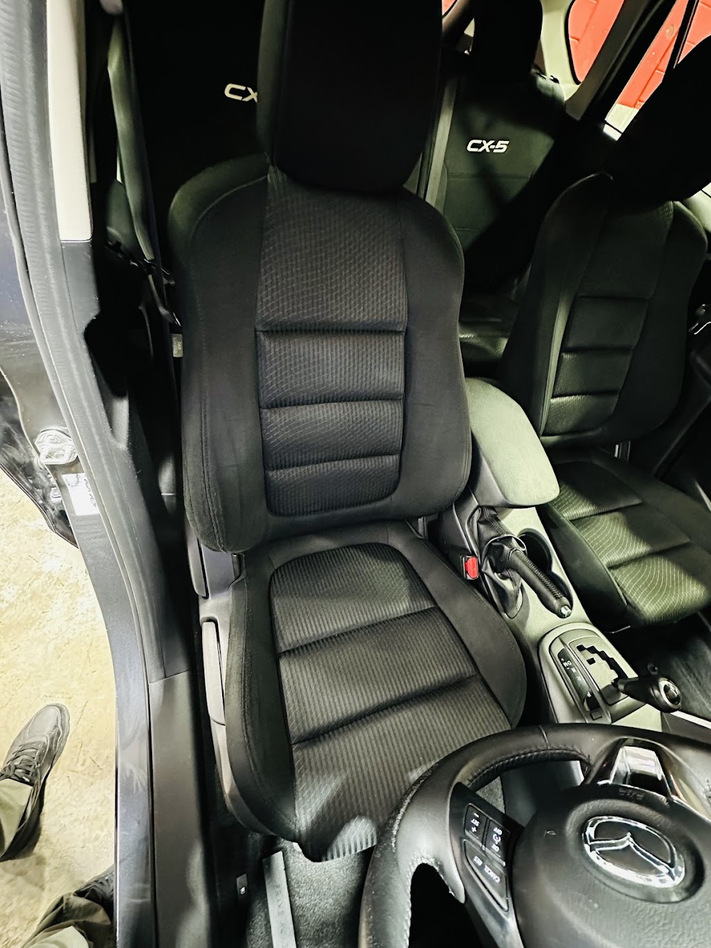 Impulse Hand Car Wash And Detailing Centre | 90-98 Glenmore Ridge Dr, Glenmore Park NSW 2745, Australia | Phone: 0422 977 233