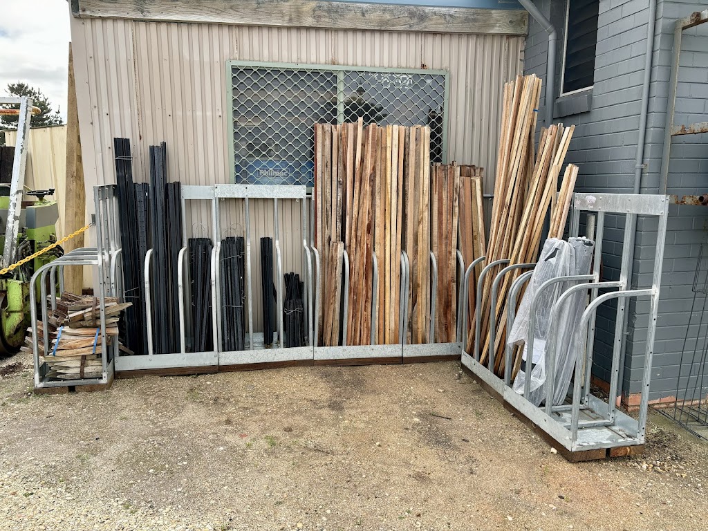 Golden Beach Garden & Building Supplies | 1-5 Astro Ave, Golden Beach VIC 3851, Australia | Phone: (03) 5146 3333