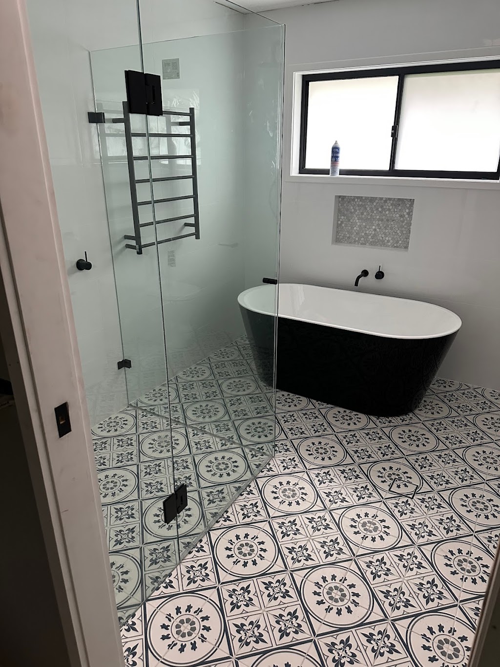 Coastline Building and maintenance services | 9 Parklands Cl, Bateau Bay NSW 2261, Australia | Phone: 0405 387 661