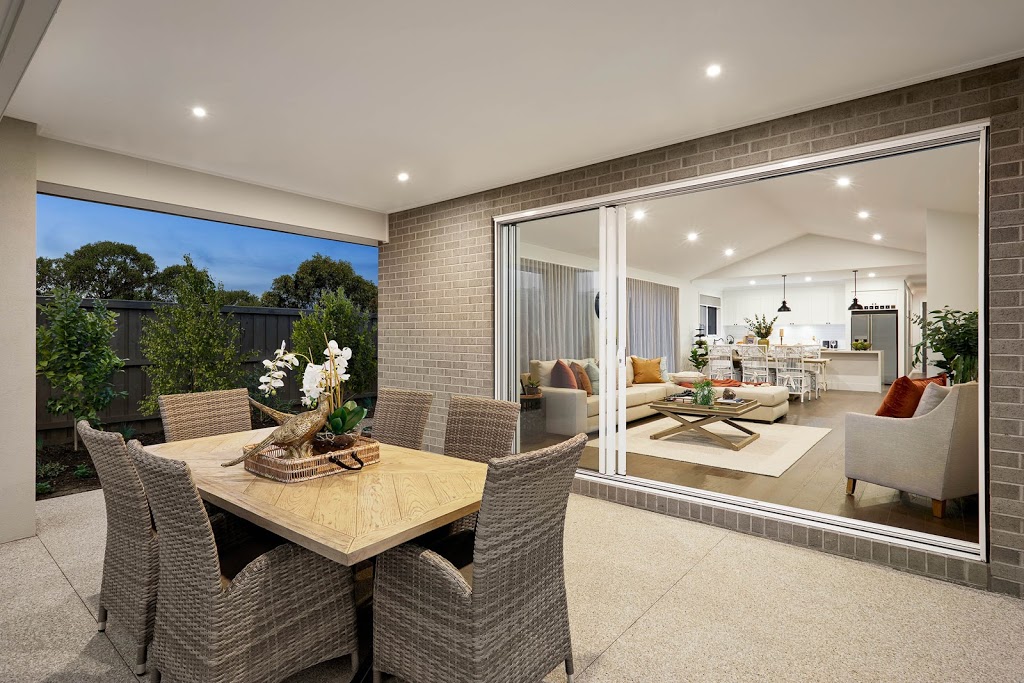 Beachwood Homes - Ferntree Ridge Display | 15 King Parrot Bvd, Drouin VIC 3818, Australia | Phone: 0416 119 281