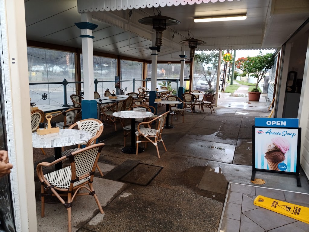 Flinders Seafood & Bar | cafe | 196 Flinders Parade, Sandgate QLD 4017, Australia | 0732696903 OR +61 7 3269 6903
